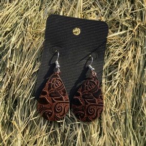 Beautiful Tooled Leather Earrings!